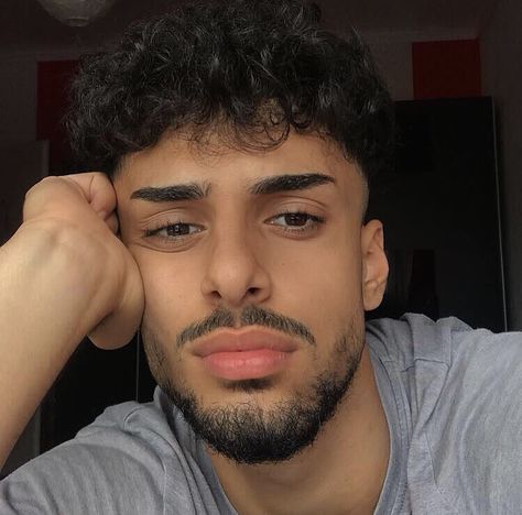 Mustache And Goatee, Middle Eastern Men, Mens Facial, Light Skin Men, Handsome Arab Men, Cute Black Guys, Dark Light, The Perfect Guy, Curly Hair Men