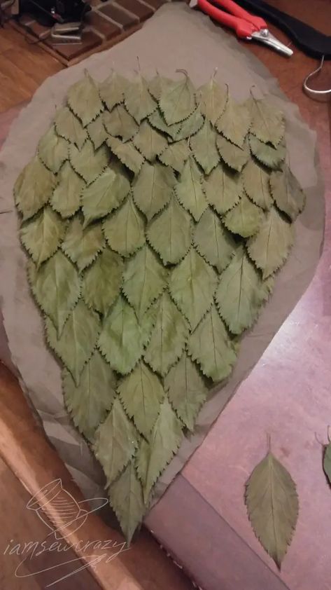 Fairy Cape Diy, Forest Princess Costume, Forest Costume Diy, Fairy Forest Costume, Forest Elves Costumes, Cosplay Fairy Costume, Magical Forest Costume, Forest Themed Costume, Forest Sprite Costume