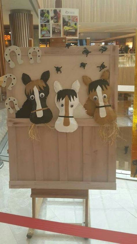 Preschool Farm Bulletin Board Ideas, Horse Bulletin Board Ideas, Farm Animal Bulletin Board Ideas, Cowboy Bulletin Board Ideas, Farm Bulletin Board Ideas, Farm Bulletin Board, Farm Vbs, Farm Classroom Theme, Old Mac