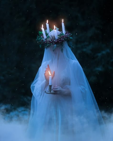 Winter Fantasy Art, Dark Fantasy Photography, Magical Photoshoot, Winter Photoshoot Ideas, Winter Solstice Rituals, Fantasy Photoshoot, Yule Traditions, St Lucy, Happy Winter Solstice