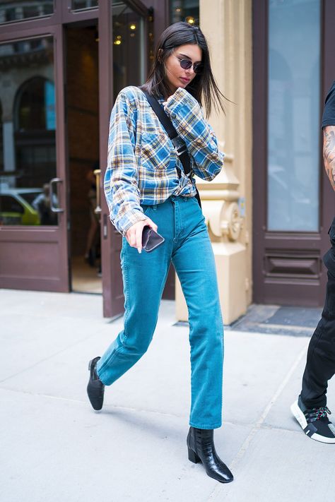 Kendall Jenner Flannel, Kendall Fashion, Kendall Outfits, Kendall Jenner Style Casual, Kendall Jenner Estilo, Style Kendall Jenner, Fashion Guys, Plaid Shirt Outfits, Fall Outfits For Teen Girls