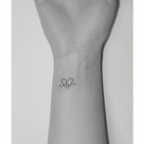 Heart Initial Tattoo Letters, Small Wrist Tattoos Initials, Hk Tattoo Letter, H Heart Tattoo, Letter H Tattoo Design, S With Heart Tattoo, H Tattoo Letter Design, Letter H Tattoo Ideas, H Initial Tattoo