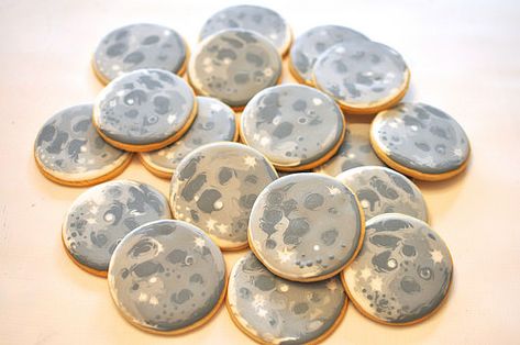 Moon Cookies by Kelley Hart Custom Cookies Space Birthday Party Food, Moon Food, Eclipse Party, Moon Cookies, Rocket Party, Full Moon Party, Moon Party, Outer Space Birthday, Space Birthday Party