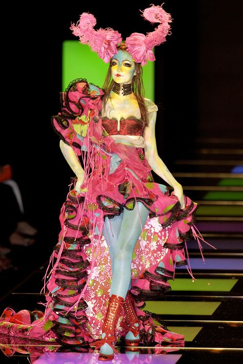 Costumerism: Photo Patchwork, Haute Couture, John Galliano, Couture, Experiential Art, Dior Style, Dior Collection, Avant Garde Fashion, Dior Couture