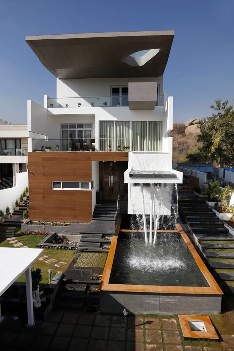 Cantilever house modern houses by na architects modern | homify Cantilever House, Villa Concept, Terrace House Exterior, House Projects Architecture, Van Camp, Travel Dubai, Residential Building Design, Dubai Tour, Best Modern House Design