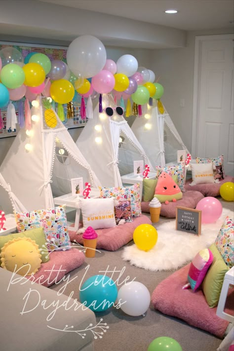 Slumber Party Decorations, Spa Sleepover Party, Sleepover Tents, Birthday Sleepover Ideas, Slumber Party Birthday, Birthday Sleepover, Teepee Party, Pijama Party, Sleepover Birthday Parties