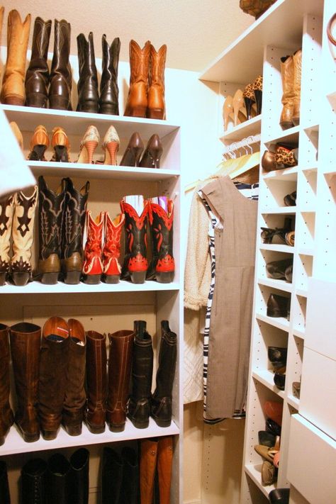 shelves for boot storage = no hanger clamp marks Organisation, Boot Storage Closet, Cowboy Boot Storage, Tall Boot Storage, Shoe Organization Diy, Shoe Tidy, Shoes Organizer, Boot Organization, Toddler Organization