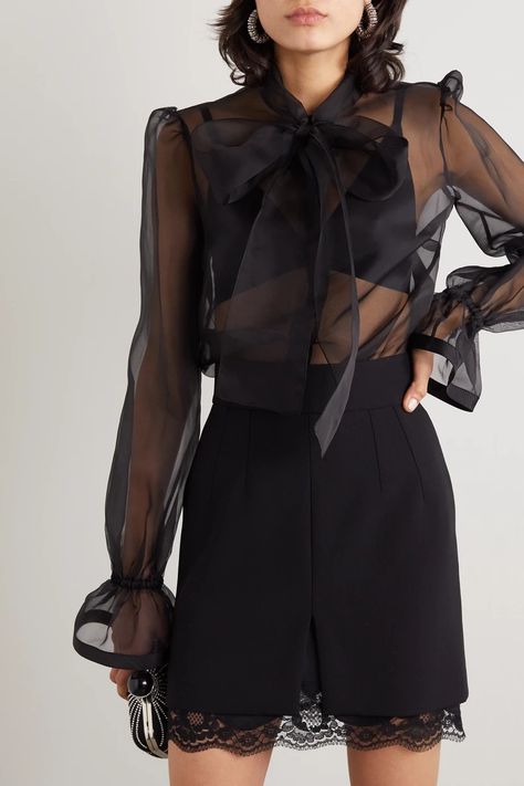 Silk Organza Blouse, Black Organza Top Outfit, Organza Blouse Outfit, Sheer Blouse Outfit, Bow Blouse Outfit, Saint Laurent Earrings, Sheer Layering, Haut Transparent, Blouse With Bow