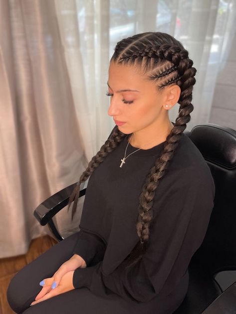 White Girl Braids, Two Braid Hairstyles, Feed In Braids Hairstyles, Braided Cornrow Hairstyles, Cool Braid Hairstyles, Braids With Extensions, Pretty Braided Hairstyles, Girls Braids, Cornrow Hairstyles