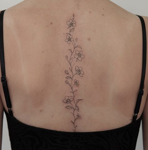 Simple Ornamental Tattoo, Simple Spine Tattoos For Women, Ornamental Back Tattoo, Women's Back Tattoos, Spine Tats, Floral Back Tattoos, Flower Spine Tattoos, Cowgirl Tattoos, Small Girly Tattoos