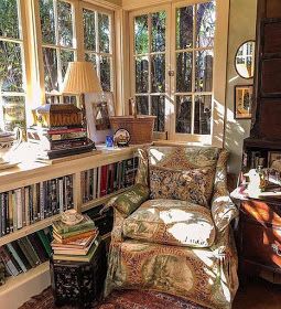 Lots Of Books, Cozy Reading Corners, Nook Ideas, Decor Ikea, Side Porch, Cozy Aesthetic, Home Libraries, Book Nook, Comfy Chairs