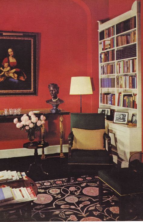 David Hicks Neo Classicism, Colourful Rooms, 1960s Living Room, Famous Interiors, Billy Baldwin, 1960s Home Decor, David Hicks, 1960s Home, India Hicks