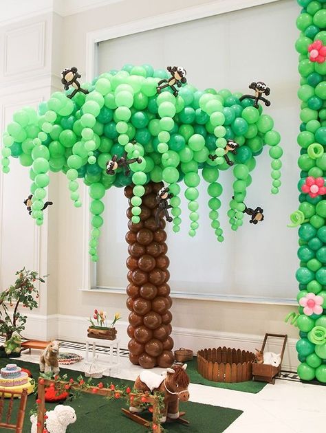 Safari Balloon, Jungle Balloons, Jungle Theme Birthday Party, Jungle Safari Baby Shower, Jungle Decorations, Balloon Tree, Wild Birthday Party, Jungle Theme Birthday, Balloon Pictures