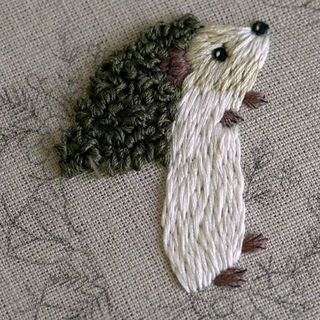 How To Embroider Animals, Embroidery Patterns Animals, Hedgehog Embroidery, Animal Embroidery Patterns, Animals Embroidery, Animal Embroidery Designs, Hand Embroidery Projects, Needlework Embroidery, Animal Embroidery