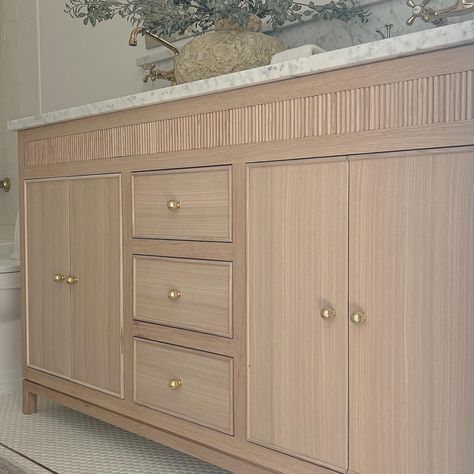 Baldwin Hardware (@baldwinhardware) • Instagram photos and videos White Oak Bathroom Cabinets, White Oak Bathroom Vanity, White Oak Bathroom, Oak Bathroom Cabinets, Oak Bathroom Vanity, Baldwin Hardware, Oak Bathroom, Veneer Panels, Custom Vanity