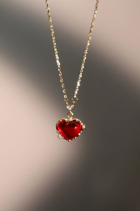 18K Real Gold Plated Red Gem Heart Necklace – Cutethingscommin Red Gem Necklace, Random Wishlist, Red Stone Necklace, Red Heart Necklace, Vegas Party, Homecoming Dance, Garnet And Gold, Jewelry Accessories Ideas, Pretty Pendant