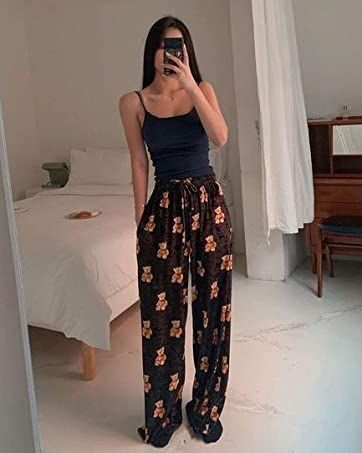 Cute Pajamas Plaid, Pretty Pajamas Women, Womens Pajamas Aesthetic, Nighttime Outfits Pajama Set, Pj Pants For Women, Comfy Outfits Pajamas, Pjs Long Pants, Crop Top And Pajama Pants, Pejamas Girl