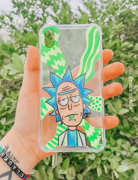 Artsy Iphone Cases, Carcase Iphone, Rick And Morty Poster, Phone Case Diy Paint, Diy Iphone Case, Pretty Iphone Cases, Cases Diy, Art Phone Cases, Aesthetic Phone Case