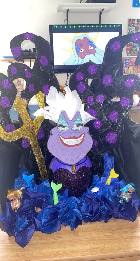 Ursula Pumpkin Decorating, Ursula Trunk Or Treat Ideas, Ursula Pumpkin, Trunk Or Treat Ideas, Pumpkin Diy, Plus Size Costume, Mardi Gras Decorations, Treat Ideas, Pumpkin Decor