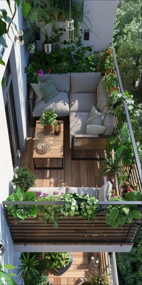 Big Balcony Ideas, Balcony Decor Ideas, Decor Ideas For Apartments, Ideas For Apartments, Big Balcony, Balkon Decor, Tiny Balcony, Small Balcony Garden, Home Balcony