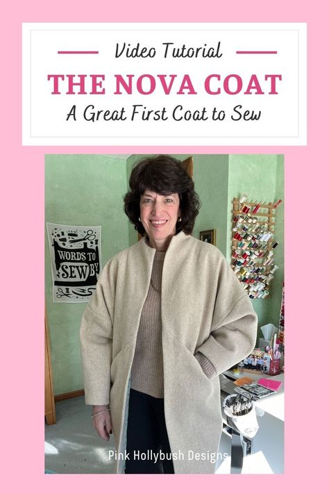 The Nova Coat by Papercut Patterns is a great first coat to sew and here are 3 reasons why. The video tutorial includes fabric and size recommendations as well as showing how to bag the lining. Nova Coat Pattern, Nova Coat Papercut, Free Coat Pattern, Easy Coat Pattern, Nova Coat, Chunky Coat, Papercut Patterns, Womens Fall Coats, Smocking Patterns