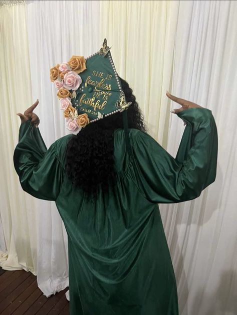 graduation black girl, graduation aesthetic, graduation outfit ideas, graduation pictures, graduation aesthetic Graduation Dresses With Black Cap And Gown, Green Graduation Aesthetic, Graduation Girl Aesthetic, Green Graduation Gown And Cap, Graduation Aesthetic Black Women, Green Cap And Gown Graduation Outfits, Graduation Hairstyles With Cap Black, Graduation Black Women, Graduation Dress Green