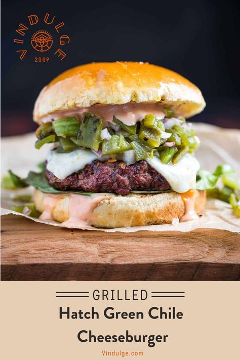 Chili Burgers Recipe, Green Chili Burger, Green Chile Salsa, Hatch Chili Recipes, Chile Salsa, Green Chilli Sauce, Hatch Green Chili, Chili Cheese Burger, Chili Burger