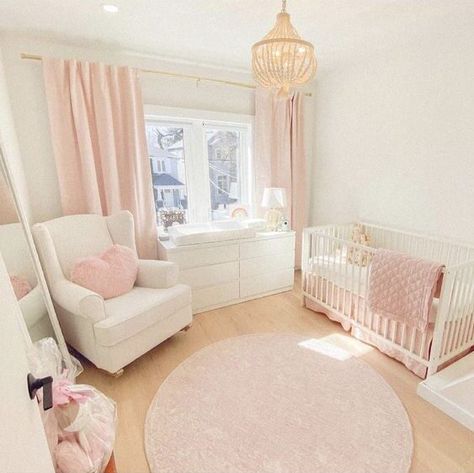 15 Adorable Pink And White Nursery Ideas For Baby Girls Blush And White Nursery, Pink Nursery Rug Ideas, Light Pink And White Nursery, Pastel Pink Nursery Ideas, Simple Pink Nursery, Pink And White Nursery Ideas, Soft Pink Nursery Ideas, Blush Pink Nursery Ideas, Nursery Room Inspiration Pink