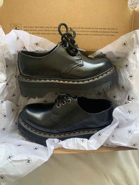 Doc Platforms, Doc Martens 1461 Platform, 1461 Dr Martens Outfit, Doc Martens Heels, Low Doc Martens, 1461 Platform, 1461 Dr Martens, Platforms Aesthetic, Doc Martens Aesthetic