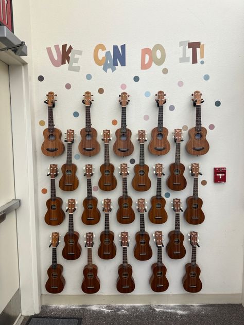 Ukulele In The Classroom, Music Room Classroom, Diy Music Classroom Decor, Modern Music Classroom, Music Classroom Display, Music Class Decorations, High School Music Classroom Design, Music Classroom Inspiration, Music Teacher Classroom Decorations