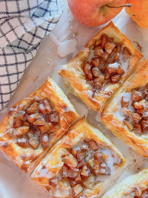 Cinnamon apple danishes made with puff pastry are flaky pastries filled with a sweet, spiced apple mixture. Homemade and baked until golden, they’re finished with a drizzle of icing or a sprinkle of powdered sugar, making them a delicious treat for breakfast or a snack. Apple Recipes With Puff Pastry, Philo Dough, Apple Danish, Pastries Recipes Dessert, Homemade Blueberry Muffins, Apple Pastry, Maple Recipes, Butter Sugar Cookies, Cool Morning