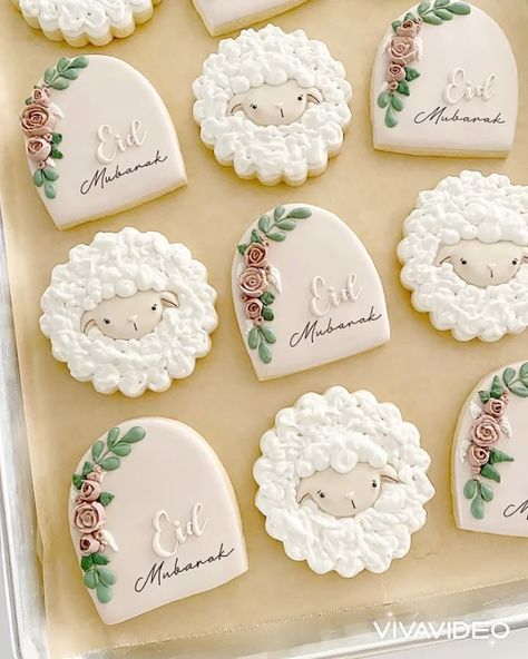 Eid Cookies Decoration, Eid Al Adha Cake Ideas, Eid Al Adha Decorations, Eid Sugar Cookies, Eid Mubarak Cookies, Hampers Ideas Idul Fitri Cookies, Eid Mubarak Cake Ideas, Eid Desserts, Eid Treats