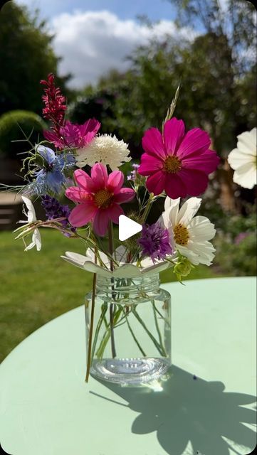 David Atherton | Make yourself a flower frog and keep summer going!

I used air dry clay from @sculpdit which was so easy to use | Instagram Flowers For Dried Arrangements, Air Dry Clay Flower Frog, Flower Frog Diy, Clay Flower Frog, Diy Flower Frog, Poppy Cottage, 20s Theme Party, Diy Flower Arrangements, Flower Frogs