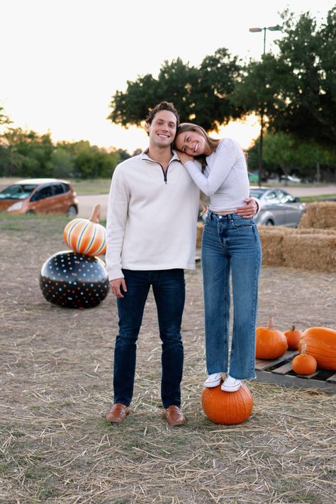 Picture inspiration for couple, pumpkin, patch pictures, Instagram, pose inspiration, Pinterest Fall Couples Pumpkin Patch, Pumpkin Patch Couple Outfit, Pumpkin Patch Boyfriend Pictures, Fall Couples Photoshoot Pumpkin Patch, Pumpkin Patch With Boyfriend, Pumpkin Patch Picture Ideas Couples, Pumpkin Patch Poses Couple, Pumpkin Patch Outfit Couple, Pumpkin Patch Photoshoot Couples