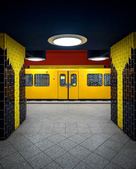 Berlin Metro 2021 // U-Bahn Symmetry 📸 marcel_travels Berlin Metro, Berlin Aesthetic, Public Bathrooms, U Bahn, Book Art Drawings, The Vibe, The Capital, Metropolis, Unique Charms