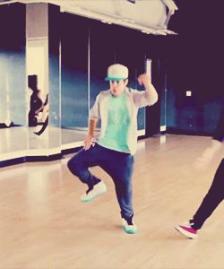 dance dancing artists on tumblr justin bieber tumblr swag nice #gif from #giphy Justin Bieber Dancing, Justin Bieber Dance, Nice Gif, Dance Gif, K Board, I Love Justin Bieber, Dancing Gif, Love Justin Bieber, Justin Bieber