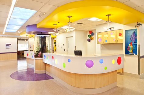 Renown Health, Children's Hospital | Wikoff Design Studio Nurse Station, Children Hospital Design, Hospital Patient, Studio Medico, Kindergarten Interior, School Building Design, Daycare Design, Medical Office Design, Nurses Station