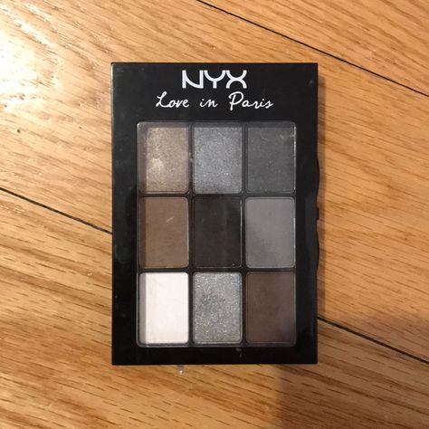 Eyeshadow Palette Never Worn Only Tested Grey Eyeshadow Palette, Make Up Palettes, Grunge Makeup Products, Makeup Products Eyeshadow, Black Eyeshadow Palette, Nyx Eyeshadow Palette, Smokey Eyeshadow Palette, Colorful Eyeshadow Palette, Nyx Eyeshadow