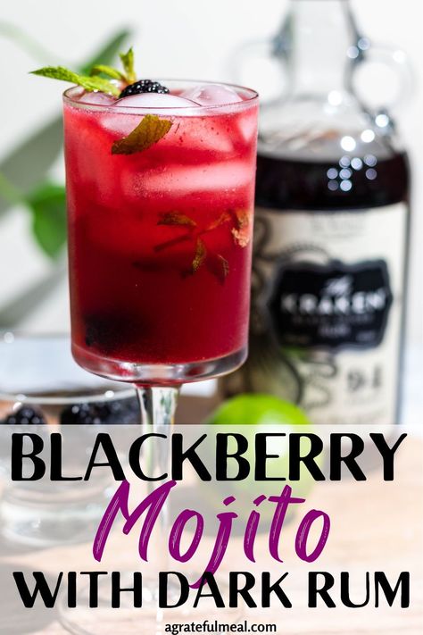 Vodka Drinks, Berry Mojito, Blackberry Mojito, Recipes Winter, Coctails Recipes, Gin Recipes, Mojito Recipe, Dark Rum, Silicone Spatula