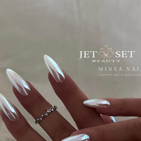 Nails By Minea Bergström on Instagram: "Chrome nails never die 🫧🤍💍 ————————————————————————— Products used:   • JetSet Glass Chrome Pigment • Glamour Cover Gel Milky White • Crystal Shine Top Coat  Products from @jet_set_beauty_nails 💅🏼 ————————————————————————— #chromenails #glassnails #milkynails #milkywhitenails #mirrornails #classynails #almondnails #simplenails  —————————————————————————  #rakennekynnet #geelikynnet #gelnails #gelenaglar #nailsofinstagram #nailsoftheday #nailinspiration  #rakennekynnetjoensuu #geelikynnetjoensuu" White Milky Chrome Nails, Milky Nail Ideas, Glass Chrome Nails, Milky Nails Design, White Crystal Nails, Milky Chrome Nails, Milky Nails Ideas, Milky White Chrome Nails, Chrome White Nails