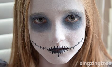 Totally transform your kids Halloween costume from cute to spooky with this simple three colour Ghoul Halloween face paint. Face Paint Ideas For Kids, Paint Ideas For Kids, Zombie Face Makeup, Halloween Face Paint Ideas, Ghost Face Paint, Kids Halloween Face, Face Painting Halloween Kids, Zombie Face Paint, Easy Halloween Face Painting