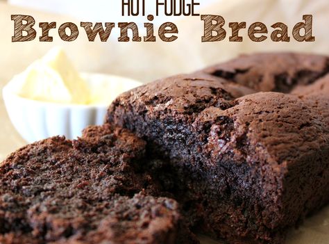 Hot Fudge Brownie Bread - used brownie mix instead of the cake mix Brownie Bread Loaf, Brownie Bread, Chocolate Fever, Chocolate Oatmeal Bars, Fudge Brownie, Chocolate Oatmeal, Chocolate Caliente, Chocolate Chocolate, Sweet Breads