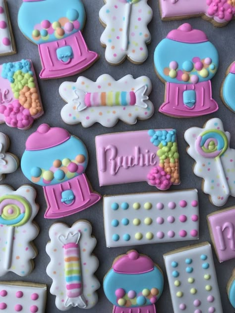 candyland Candy Theme Cookies Decorated, Candyland Theme Cookies, Candyland Birthday Cake Ideas, 1st Birthday Candyland Theme, Candy Land First Birthday Party, Candy Theme Baby Shower Ideas, Candyland Cookies Decorated, Candy Theme Cupcakes, Pastel Candyland Birthday Party