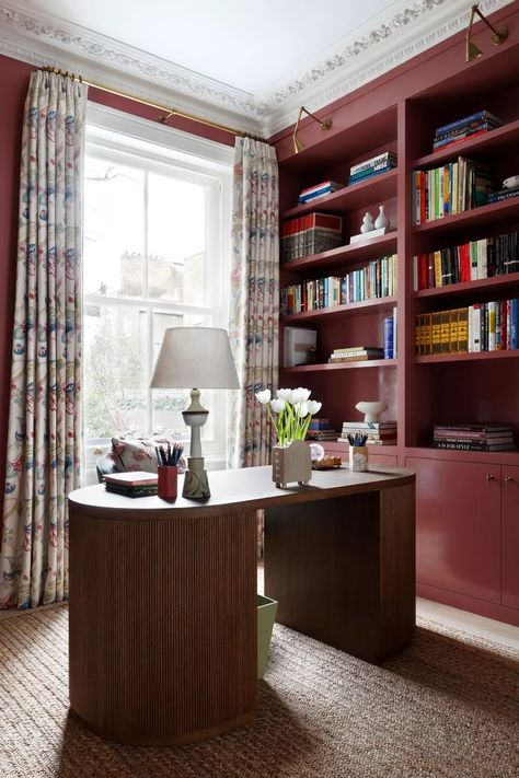 Take A Tour Of This Clever, Colourful Home | SheerLuxe Office With Bay Window, Studio Peake, Chelsea Townhouse, Cosy Room, Single Bedroom, Deco Luminaire, London Apartment, Style Deco, Modern Home Office