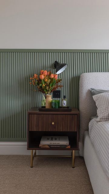 Ribbed Panelling Wall, Wooden Panel Behind Bed, Wood Panelling Headboard, Faux Panelling Wall Bedroom, Wooden Panelling Walls Bathroom, Apartment Wall Paneling, Reeded Wood Wall, Reeded Wall Panelling, Fluted Bedroom Wall