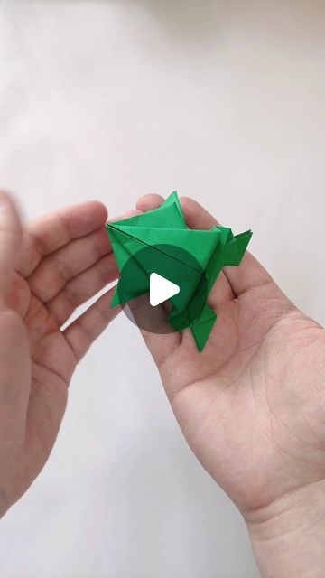 "Origami library" on YouTube on Instagram: "Paper JUMPING FROG 🐸 . . . #origamilibrary #papertutorial #papercrafts #papercraft #origamitutorial #jumpingfrog #paperfrog #paperfrog #frog #frogs" How To Make A Paper Frog, Frog Origami Easy, How To Make Frog With Paper, Paper Jumping Frog How To Make, How To Make Origami Frog, Origami Frog Jumping, Paper Jumping Frog, Frog Origami, Origami Jumping Frog