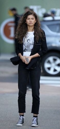 Zendaya Casual Outfits, Zendaya Style Street, Mj Zendaya, Fotos Hd 4k, Zendaya Mj, Mode Zendaya, Estilo Zendaya, Michelle Jones, Tom Zendaya