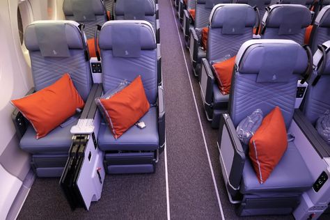 Best and Worst Seats in Premium Economy on Singapore's A350-900ULR Premium Economy Seats, American Express Gold, Premium Economy, Economy Seats, Large Storage Bins, Singapore Airlines, Baby Bassinet, Epic Journey, Business Class