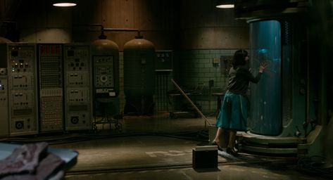 The beautiful set design of Shape if Water Shape Of Water Movie, Shape Of The Water, Sally Hawkins, Shape Of Water, Doug Jones, Film Technique, The Shape Of Water, Water Images, Crimson Peak