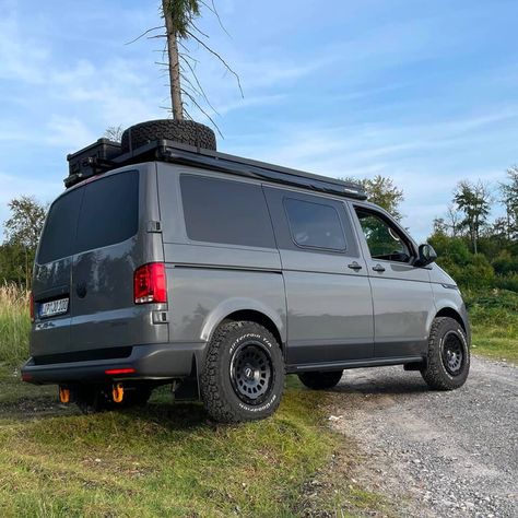 Lifted VW Transporter T6 Off Road Overland Van from Germany Vw California Camper, Bike Storage In Van, Overland Van, Vw Transporter Campervan, Vw T5 Campervan, Vw Transporter Camper, Volkswagen T5, Volkswagen Camper Van, Overland Gear